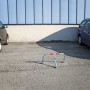 Parkovací zábrana na blokování parkovacího místa 77x43 cm