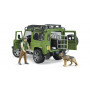 Terénní vůz Land Rover Defender Station Wagon s lesníkem a psem 1:16 02587
