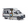 Karavan Mercedes-Benz Sprinter s řidičem 1:16 02672