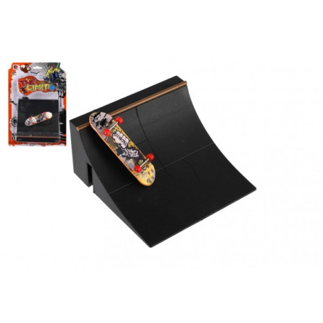 Skateboard prstový šroubovací s rampou plast mix druhů na kartě 20x29x7cm