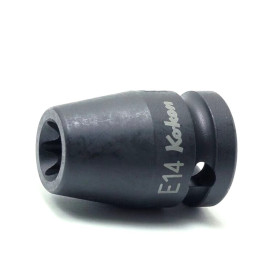 Nástrčková hlavice 1/2" E18 kovaná