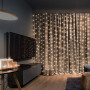 LED světelný závěs 1,2x1,5 m, 300 LED, časovač, 8 funkcí, 3xAA/USB